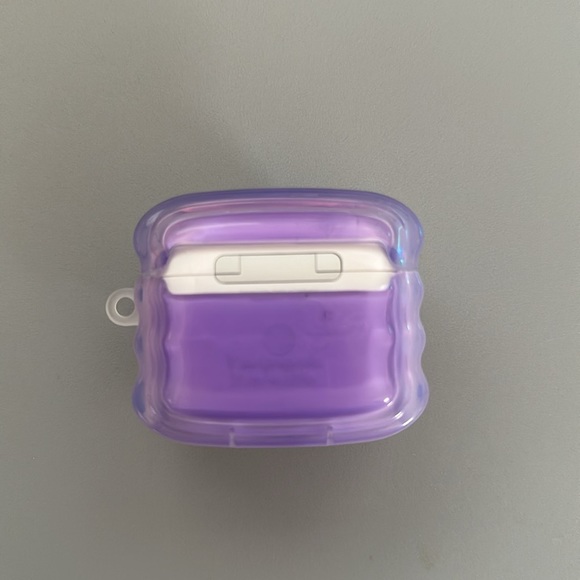 AirPods 3rd gen Case - Picture 2 of 3